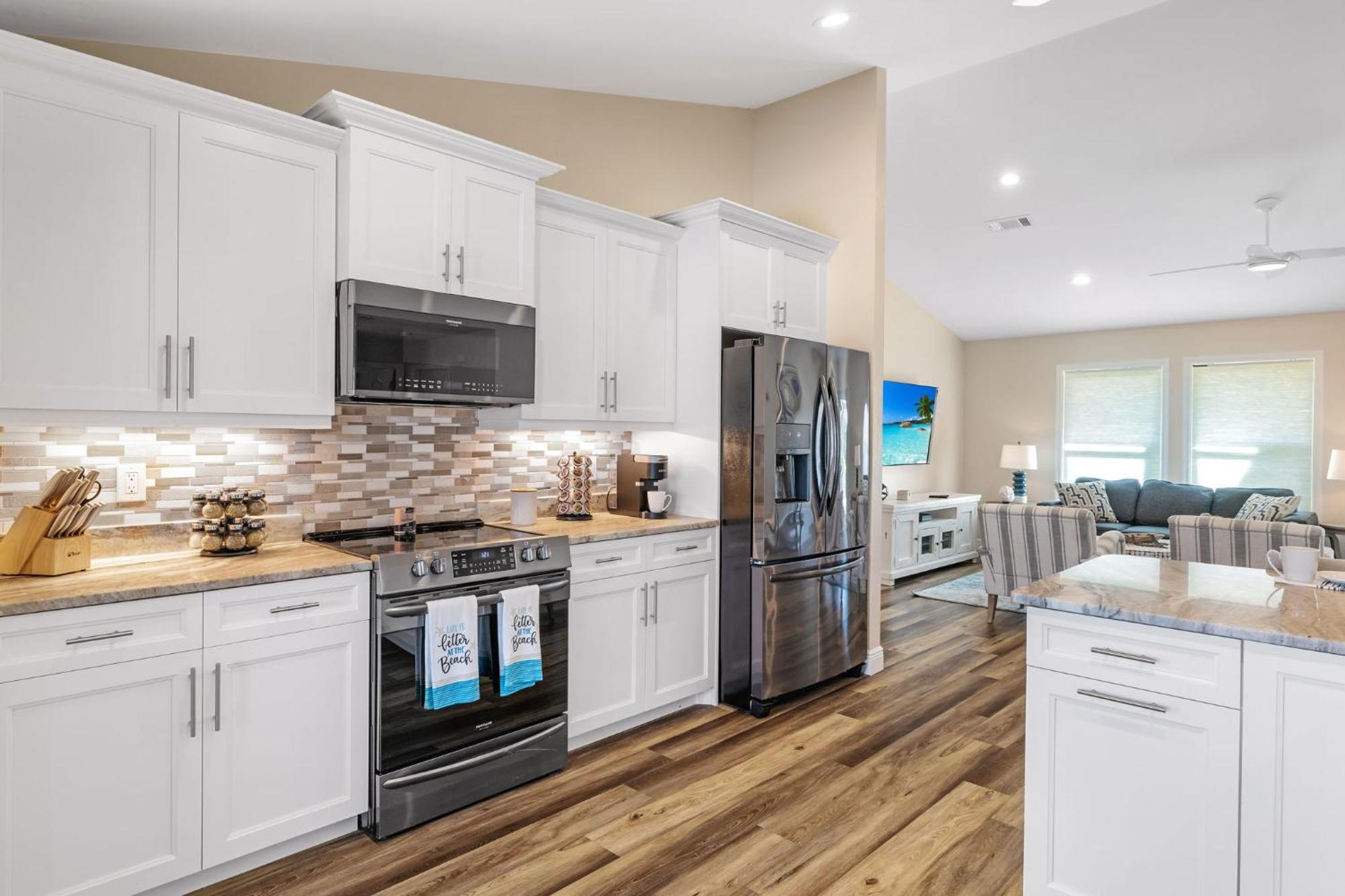 Fully Remodeled Electric-Heated Pool Home On Gulf-Access Canal - Villa Sunny 케이프코럴 외부 사진