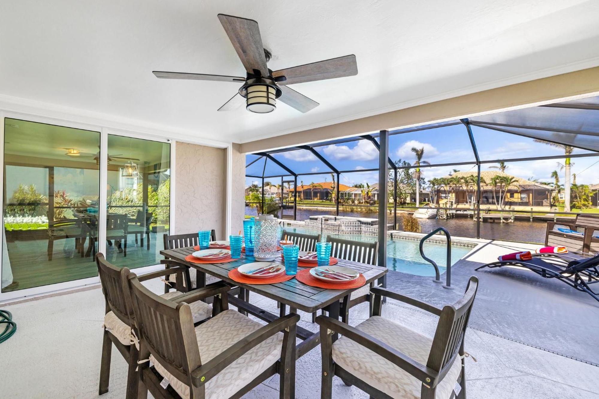 Fully Remodeled Electric-Heated Pool Home On Gulf-Access Canal - Villa Sunny 케이프코럴 외부 사진